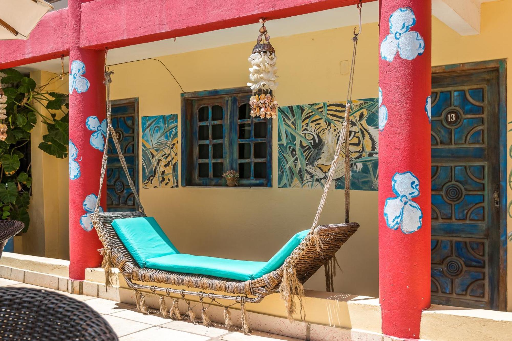Hotel De Charme Castelinho Canoa Quebrada Exterior foto