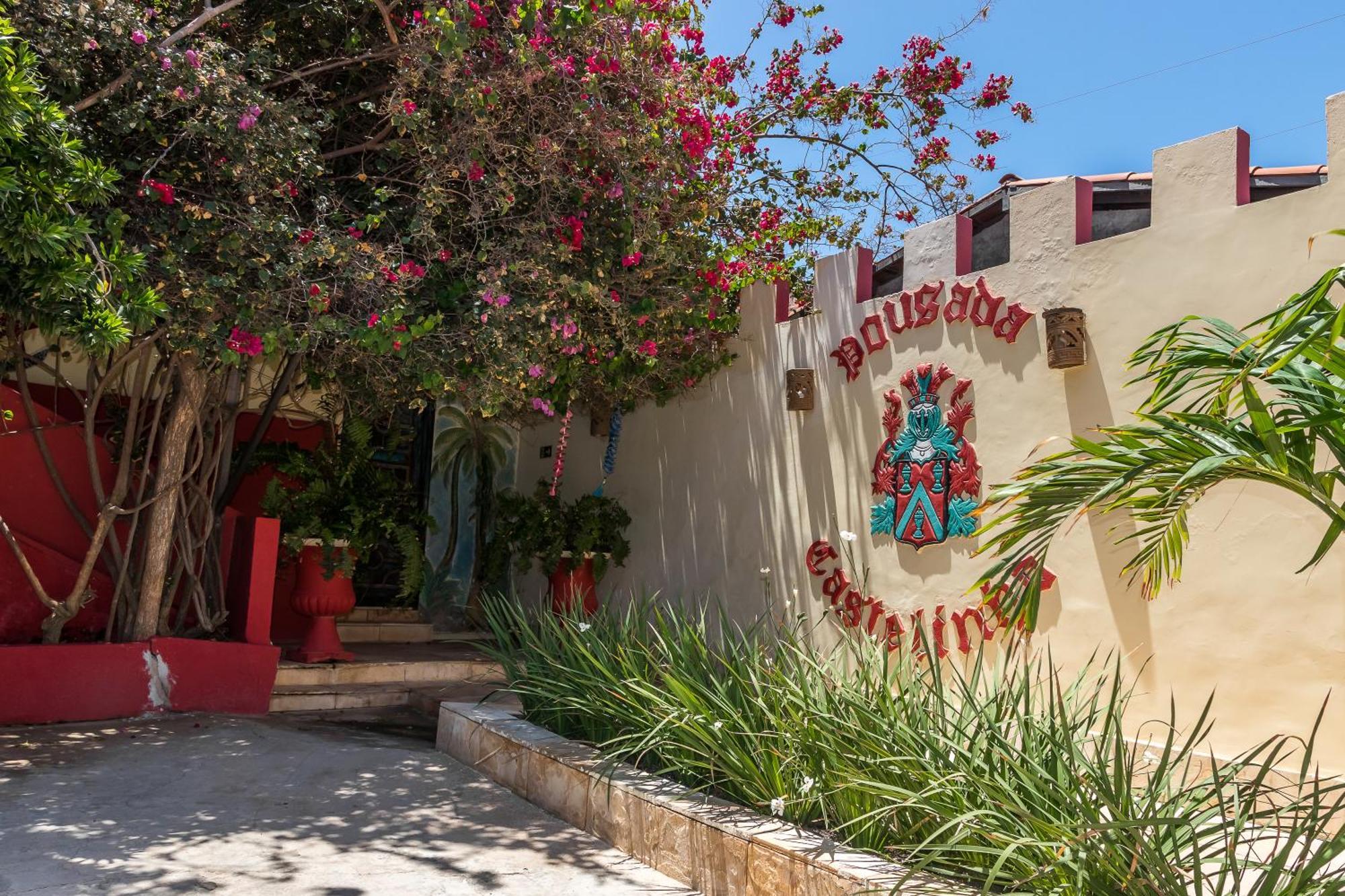 Hotel De Charme Castelinho Canoa Quebrada Exterior foto